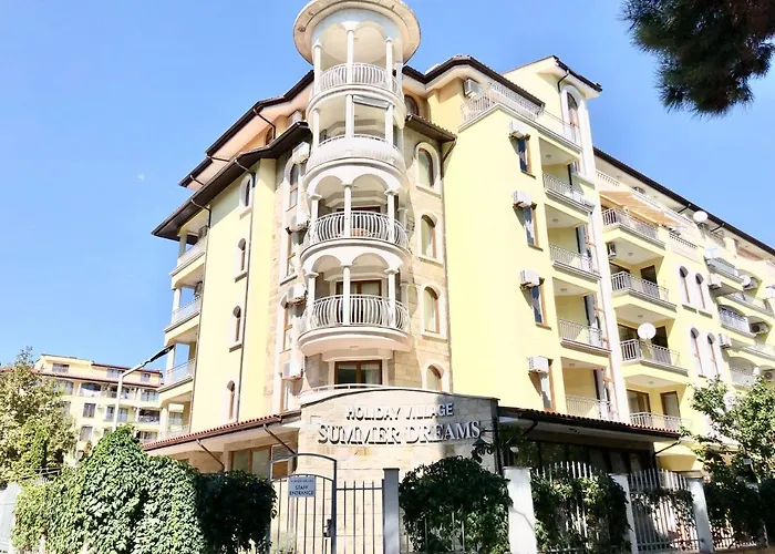 Summer Dreams - Menada Slantchev Briag